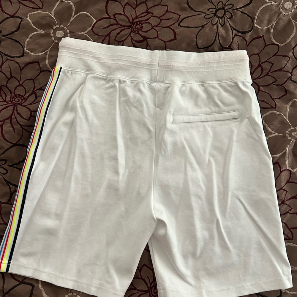 Psycho bunny shorts.